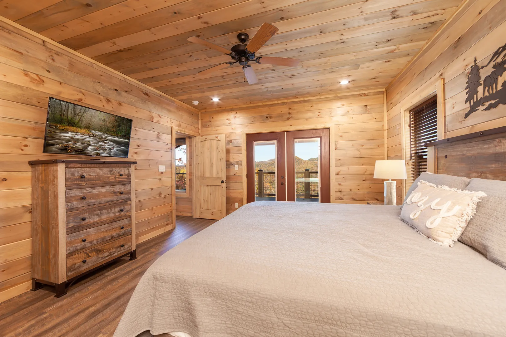 Upper Level Bedroom 1