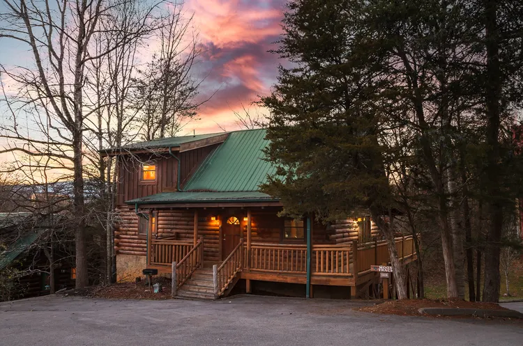 Moose Tracks exterior