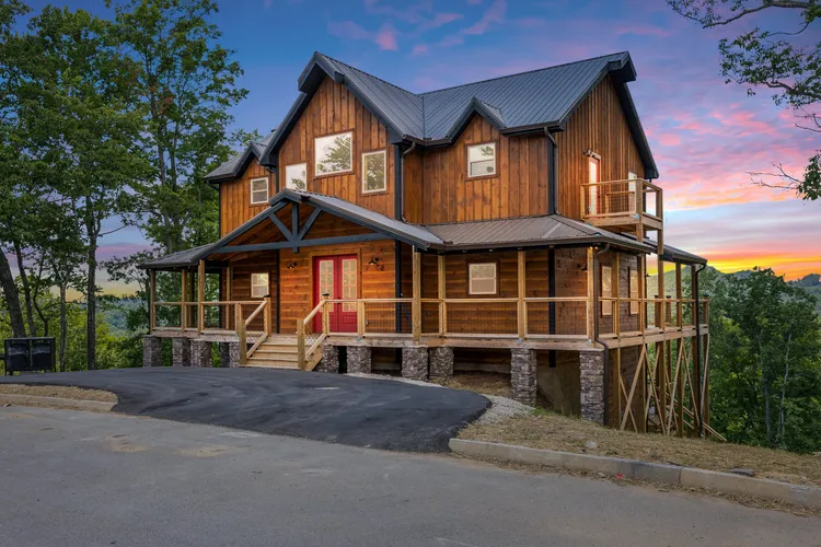 Red Sky Ridge exterior