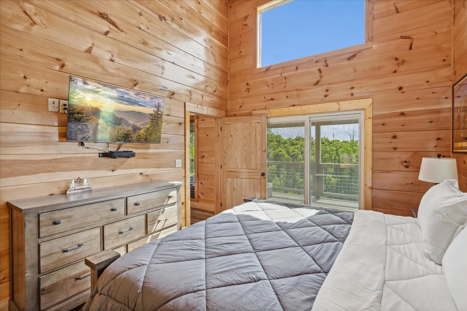 Lower-Level Bedroom
