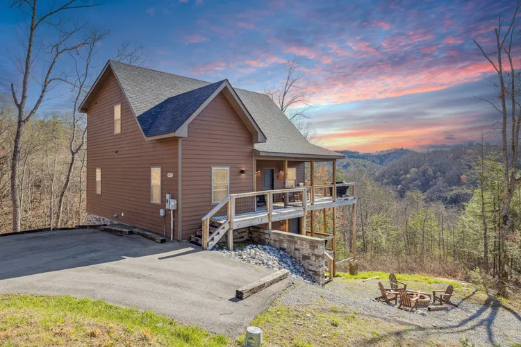Wild Heart Lodge exterior