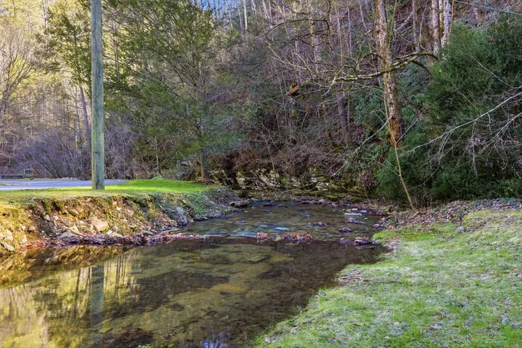 Creekbend exterior
