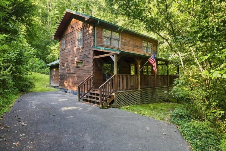 Baskins Creek Retreat exterior